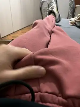 93moro online show from January 3, 2025, 4:48 pm