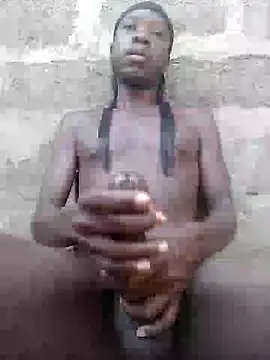 Snapshot of GOLDEN_HQUR chatting on January 27, 2025, 10:49 am GOLDEN HQUR online show from January 27, 2025, 10:49 am