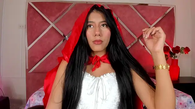 Snapshot of CarlaAlvez chatting on October 24, 2025, 10:42 pm CarlaAlvez online show from October 24, 2025, 10:42 pm