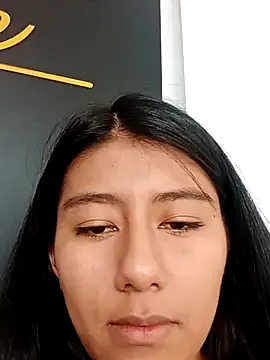 Snapshot of CarlaAlvez chatting on March 3, 2025, 4:05 pm CarlaAlvez online show from March 3, 2025, 4:05 pm