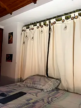 Snapshot of cuteweed420 chatting on September 22, 2025, 7:03 am cuteweed420 online show from September 22, 2025, 7:03 am