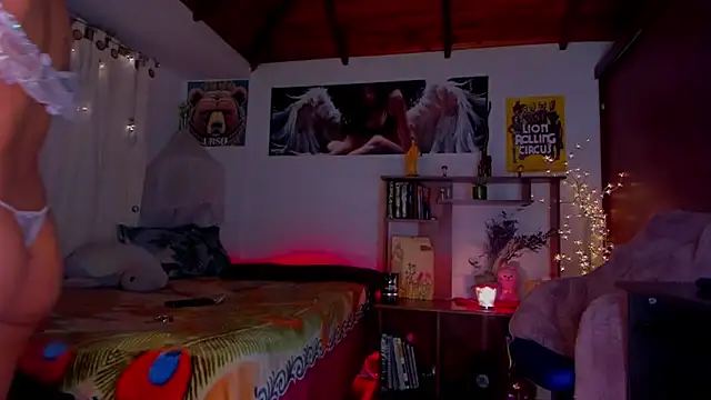 Snapshot of cuteweed420 chatting on February 18, 2025, 7:21 am cuteweed420 online show from February 18, 2025, 7:21 am