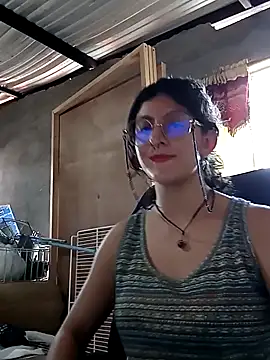 LoveElectra online show from May 20, 2026, 5:10 pm