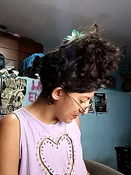 Snapshot of LoveElectra chatting on October 7, 2025, 10:55 pm LoveElectra online show from October 7, 2025, 10:55 pm