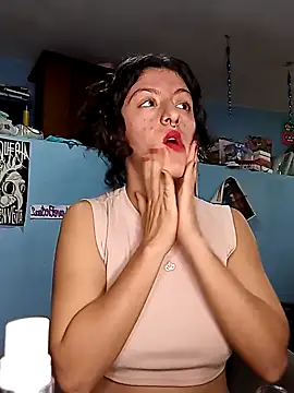 Snapshot of LoveElectra chatting on January 24, 2025, 3:24 pm LoveElectra online show from January 24, 2025, 3:24 pm