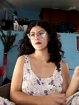 Snapshot of LoveElectra chatting on March 11, 2025, 4:29 pm LoveElectra online show from March 11, 2025, 4:29 pm