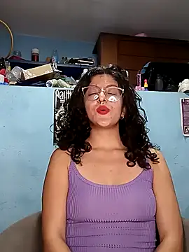 Snapshot of LoveElectra chatting on January 9, 2025, 3:04 am LoveElectra online show from January 9, 2025, 3:04 am