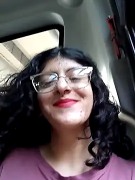 Snapshot of LoveElectra chatting on January 2, 2025, 2:46 pm LoveElectra online show from January 2, 2025, 2:46 pm