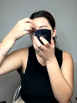 Snapshot of SaraBraun_ chatting on January 14, 2026, 6:22 pm SaraBraun online show from January 14, 2026, 6:22 pm