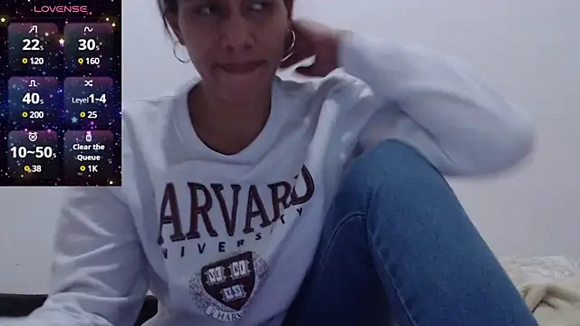 ambarsmith as online show from December 28, 2024, 3:04 am