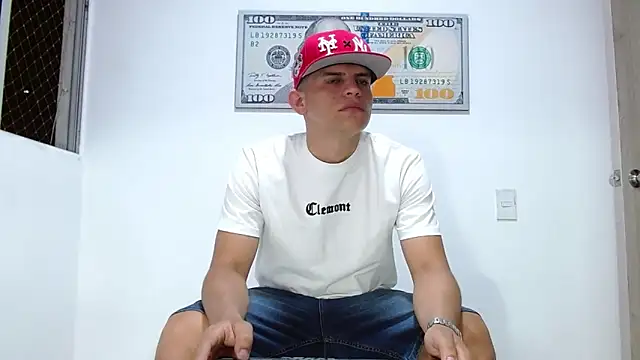 Snapshot of boss_of_cash chatting on July 3, 2026, 1:45 am boss of cash online show from July 3, 2026, 1:45 am