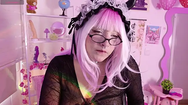 Snapshot of lady_noize chatting on May 18, 2026, 9:41 pm lady noize online show from May 18, 2026, 9:41 pm