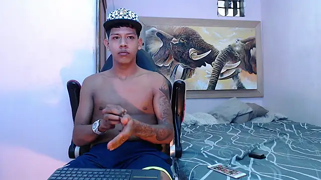 Snapshot of mr_stiven_ chatting on March 6, 2025, 6:41 am mr stiven  online show from March 6, 2025, 6:41 am