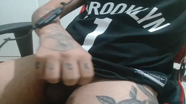 guivanetti online show from February 11, 2025, 11:01 pm