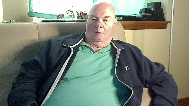 Snapshot of harley99574 chatting on December 24, 2024, 6:39 pm harley99574 online show from December 24, 2024, 6:39 pm