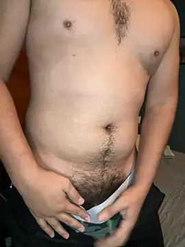 rickcam04 online show from December 13, 2024, 5:16 am