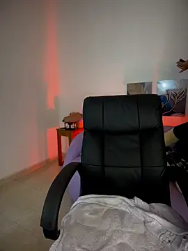 jazmin anbar online show from April 20, 2026, 10:11 pm