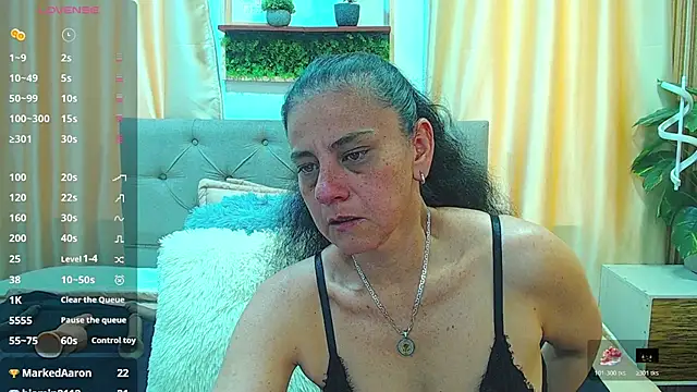 Snapshot of sasi_luna chatting on November 23, 2025, 4:50 pm sasi luna online show from November 23, 2025, 4:50 pm