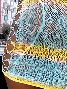 CamilosaOrtega online show from November 12, 2025, 12:20 pm