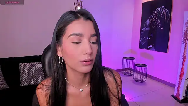 Snapshot of BellaCarteer_ chatting on November 13, 2025, 1:04 pm BellaCarteer online show from November 13, 2025, 1:04 pm