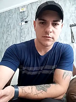 Snapshot of sigma358 chatting on September 18, 2025, 4:21 pm sigma358 online show from September 18, 2025, 4:21 pm