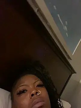 Snapshot of princessdiorr chatting on December 13, 2024, 9:57 am princessdiorr online show from December 13, 2024, 9:57 am