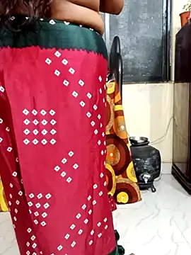 Snapshot of _Hot-Couple chatting on March 2, 2025, 7:30 pm Hot-Couple online show from March 2, 2025, 7:30 pm