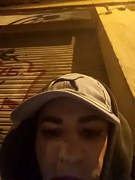 Snapshot of lunaxxxtreme chatting on February 25, 2025, 12:14 am lunaxxxtreme online show from February 25, 2025, 12:14 am