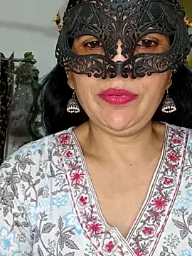 Snapshot of sexy_bhabhi69 chatting on June 12, 2026, 5:10 pm sexy bhabhi69 online show from June 12, 2026, 5:10 pm