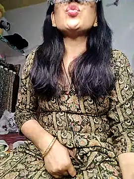 Snapshot of sexy_bhabhi69 chatting on December 4, 2025, 8:35 am sexy bhabhi69 online show from December 4, 2025, 8:35 am