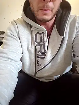 jourdinio13 online show from February 28, 2026, 11:21 am