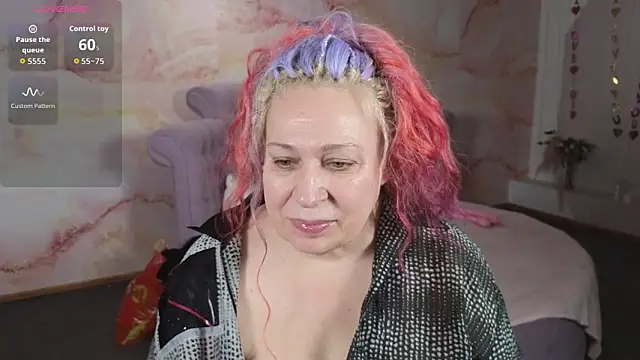 Snapshot of Penelope_Pinky chatting on November 29, 2025, 8:03 am Penelope Pinky online show from November 29, 2025, 8:03 am