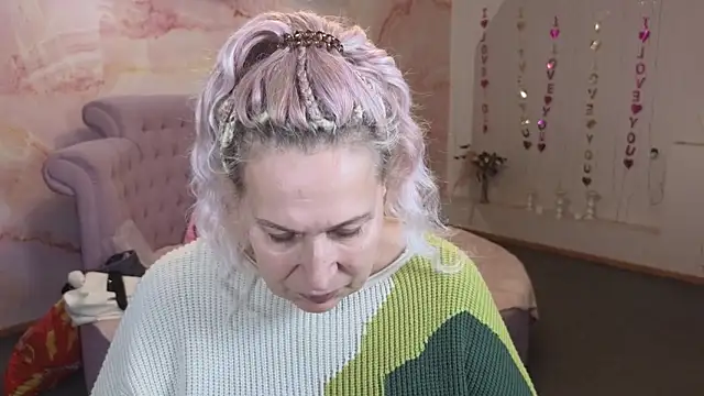 Snapshot of Penelope_Pinky chatting on October 31, 2025, 11:51 am Penelope Pinky online show from October 31, 2025, 11:51 am