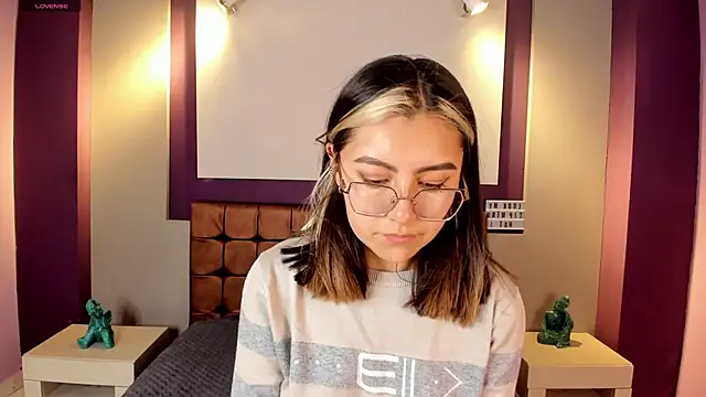 mila mendoza online show from February 1, 2025, 11:53 am