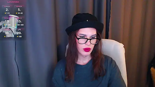 Snapshot of Cassie_Bae chatting on February 28, 2025, 2:31 am Cassie Bae online show from February 28, 2025, 2:31 am