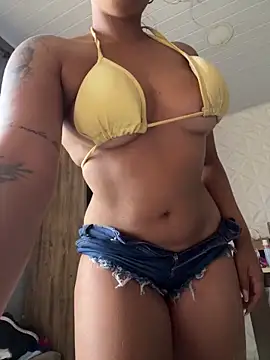 Nicollygriu online show from February 14, 2026, 2:28 pm