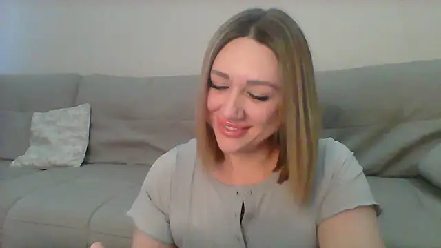 VickyLove047 online show from March 21, 2025, 5:11 am