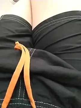 Dannydy2015 online show from October 16, 2025, 4:37 pm