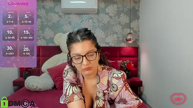 Snapshot of ZarifaBev chatting on January 29, 2025, 3:54 am ZarifaBev online show from January 29, 2025, 3:54 am