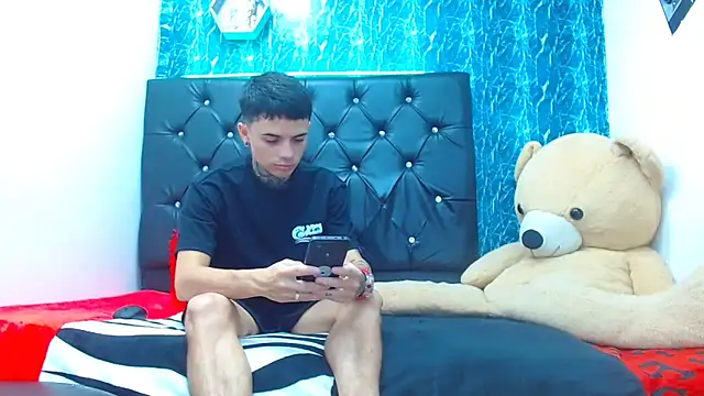 exotic hot couple online show from January 30, 2025, 12:07 am