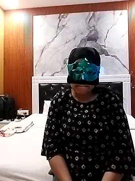 hornycoupleJandS online show from April 17, 2026, 5:54 am