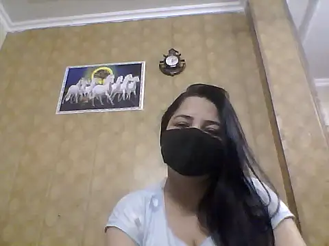 hornycoupleJandS online show from May 1, 2026, 6:24 pm