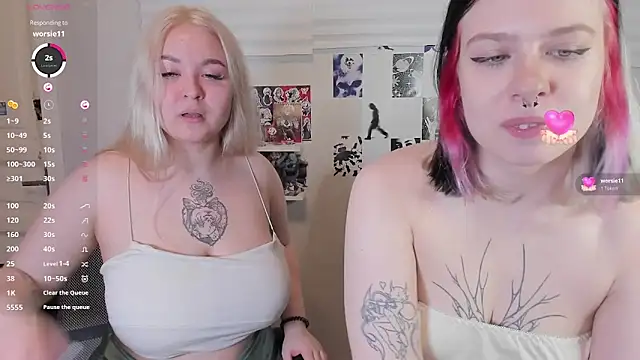 tender kiitty online show from November 14, 2025, 1:26 pm