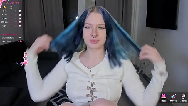 Snapshot of tender_kiitty chatting on February 6, 2026, 5:20 pm tender kiitty online show from February 6, 2026, 5:20 pm