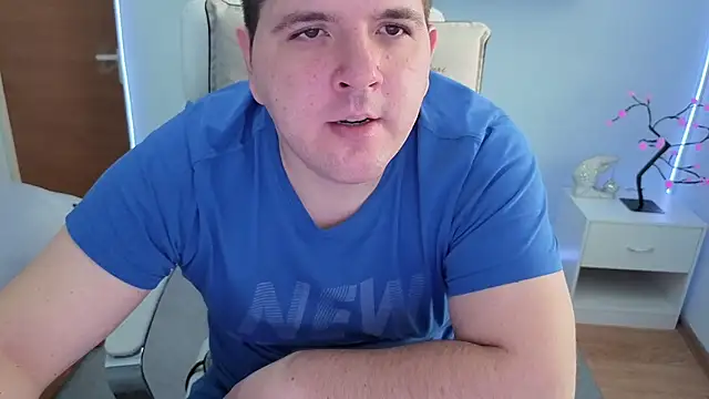 Snapshot of JasonJacks chatting on October 31, 2025, 7:38 am JasonJacks online show from October 31, 2025, 7:38 am