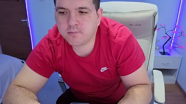 Snapshot of JasonJacks chatting on December 2, 2025, 6:37 am JasonJacks online show from December 2, 2025, 6:37 am