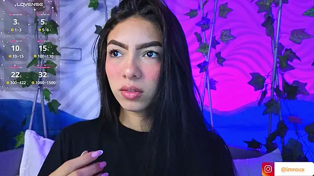 Snapshot of antonellaroux chatting on September 20, 2025, 12:54 pm antonellaroux online show from September 20, 2025, 12:54 pm