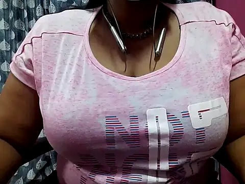 Snapshot of Tamilsathya2024 chatting on March 18, 2025, 2:06 pm Tamilsathya2024 online show from March 18, 2025, 2:06 pm