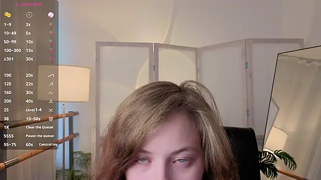 DarkErica online show from February 13, 2026, 1:33 pm