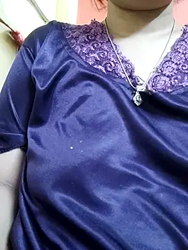 Snapshot of sunita-doll chatting on March 8, 2025, 4:39 pm sunita-doll online show from March 8, 2025, 4:39 pm